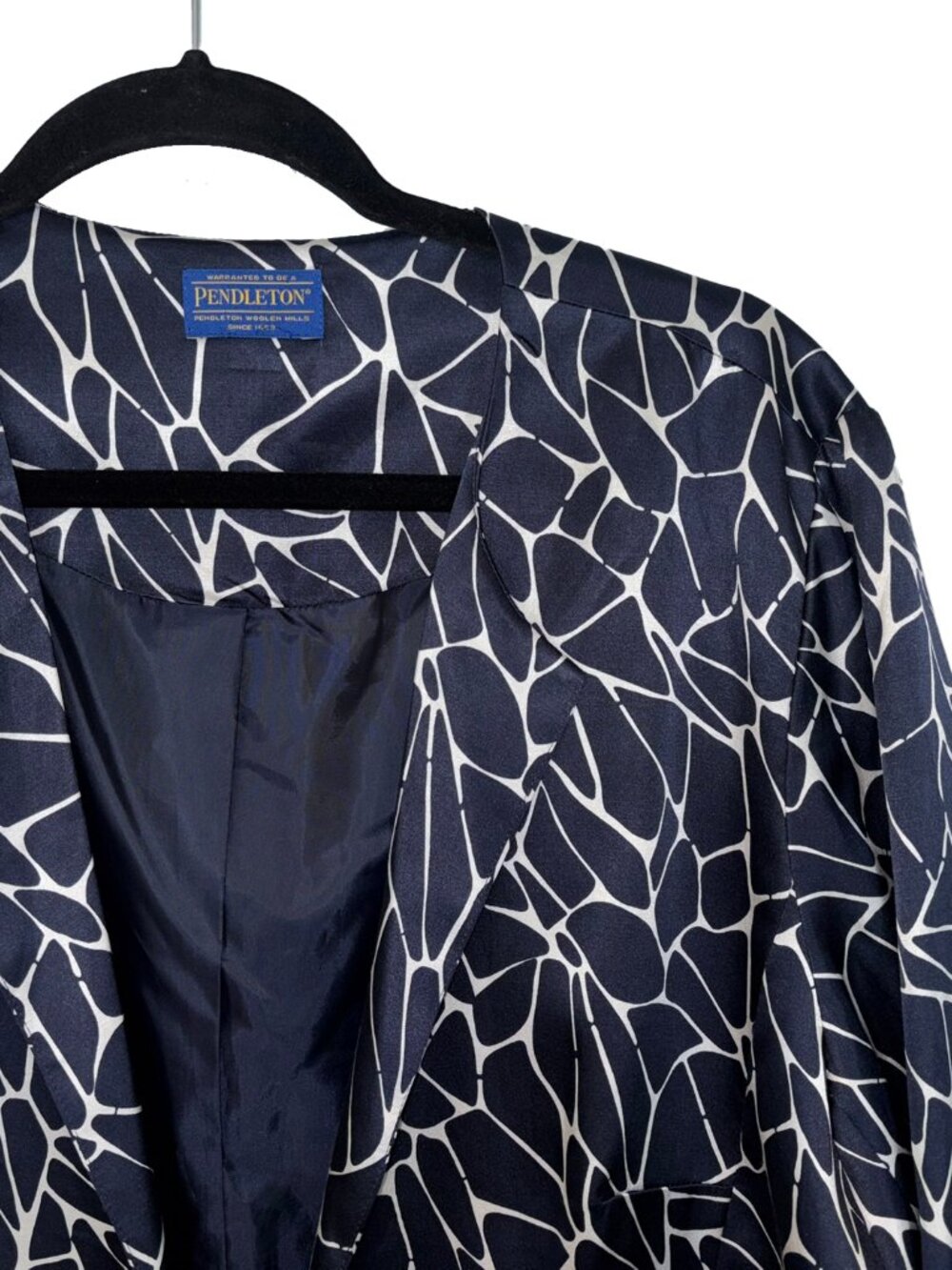 Pendleton Blue & White Print Silk Blend Cropped Open Front Blazer - Sz L (Est.)